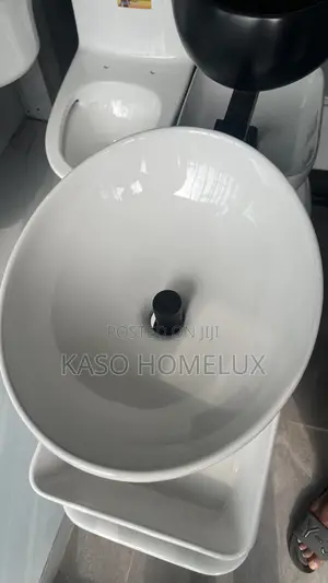 Oval Shaped White Color Countertop Basin
