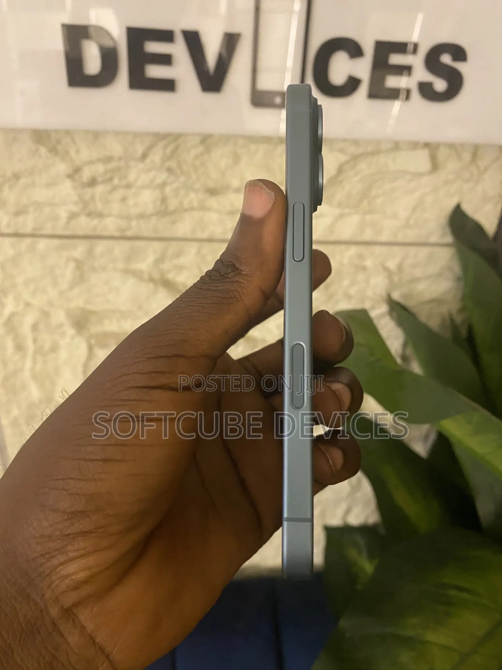 Apple iPhone 16 128 GB Green