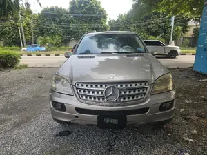 Mercedes-Benz M Class 2008 Beige