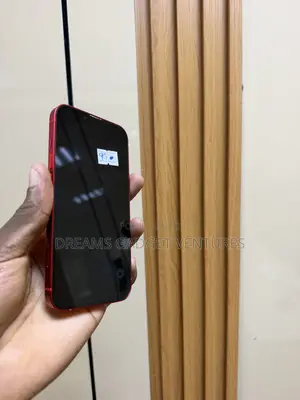 Apple iPhone 13 128 GB Red