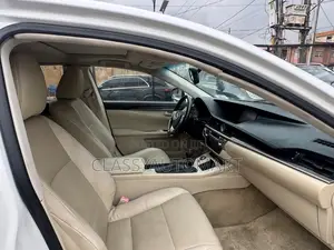 Lexus ES 350 FWD 2013 White