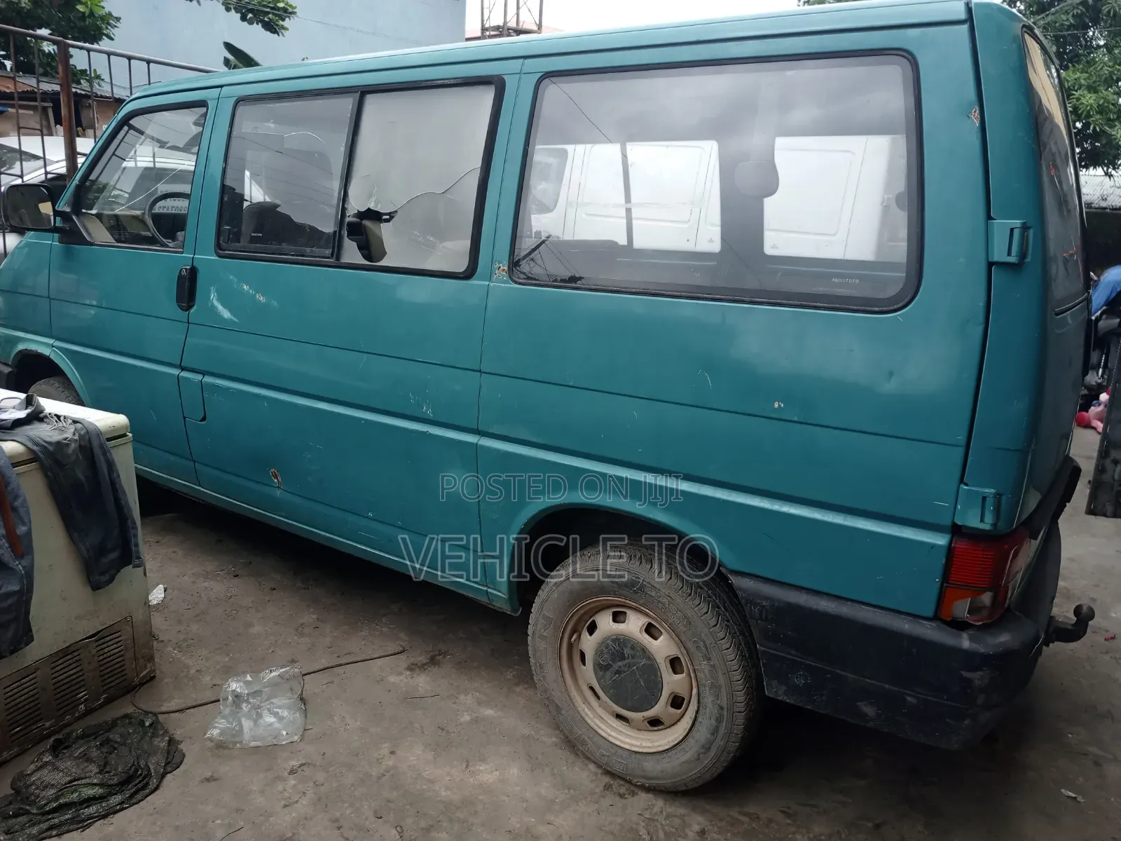 Volkswagen Transporter 2002 Green