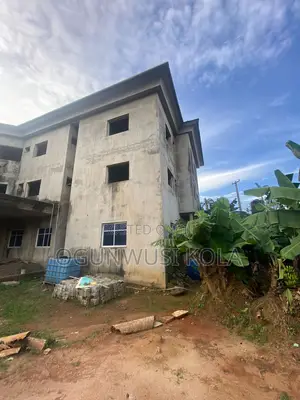 29 Rooms Uncompleted Hotel