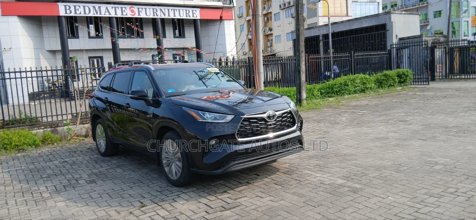 Toyota Highlander Platinum AWD 2024 Blue