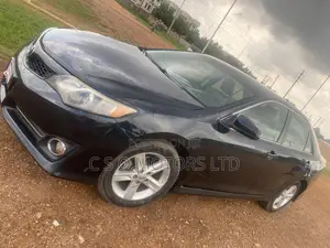 Toyota Camry SE 4dr Sedan (2.5L 4cyl 6A) 2013 Black