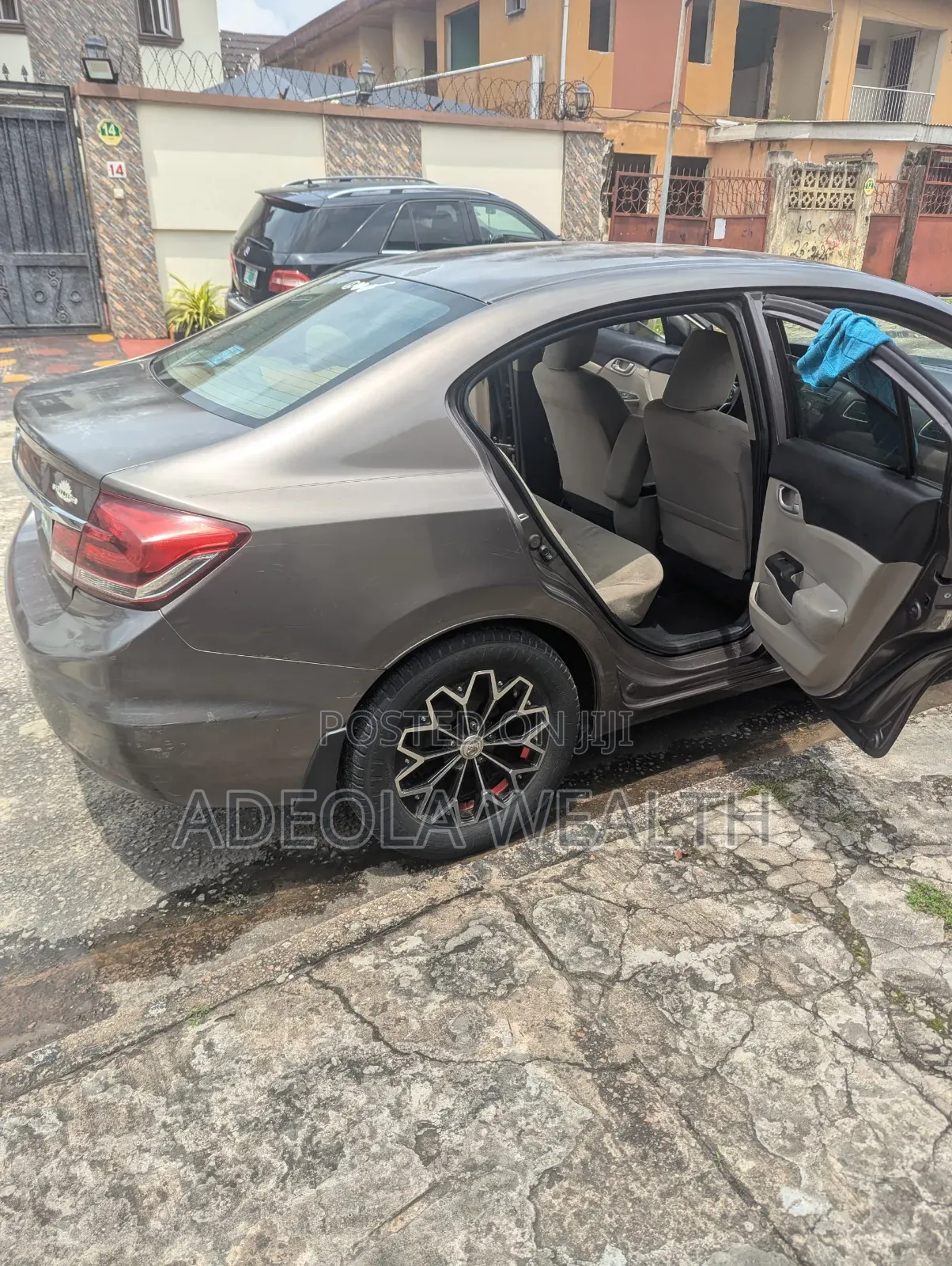 Honda Civic 2013 Brown