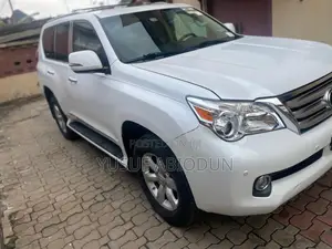 Lexus GX 460 Premium 2011 White