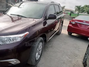 Toyota Highlander 2013 Burgundy