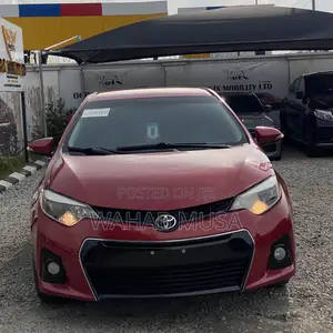Toyota Corolla 2016 Red