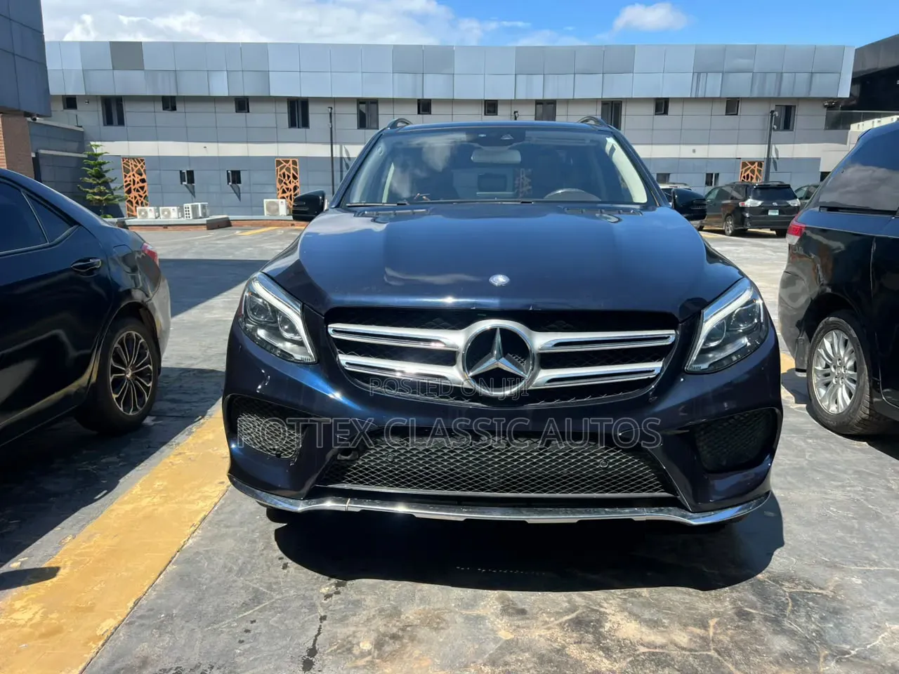 Mercedes-Benz GLE-Class 2017 Blue