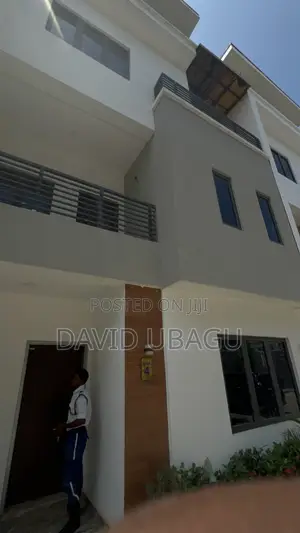 4bdrm Duplex in Jahi for sale