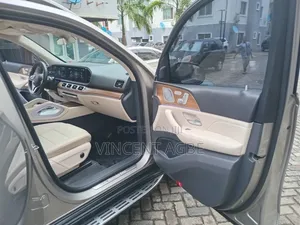 Mercedes-Benz GLE-Class 2020 Gold