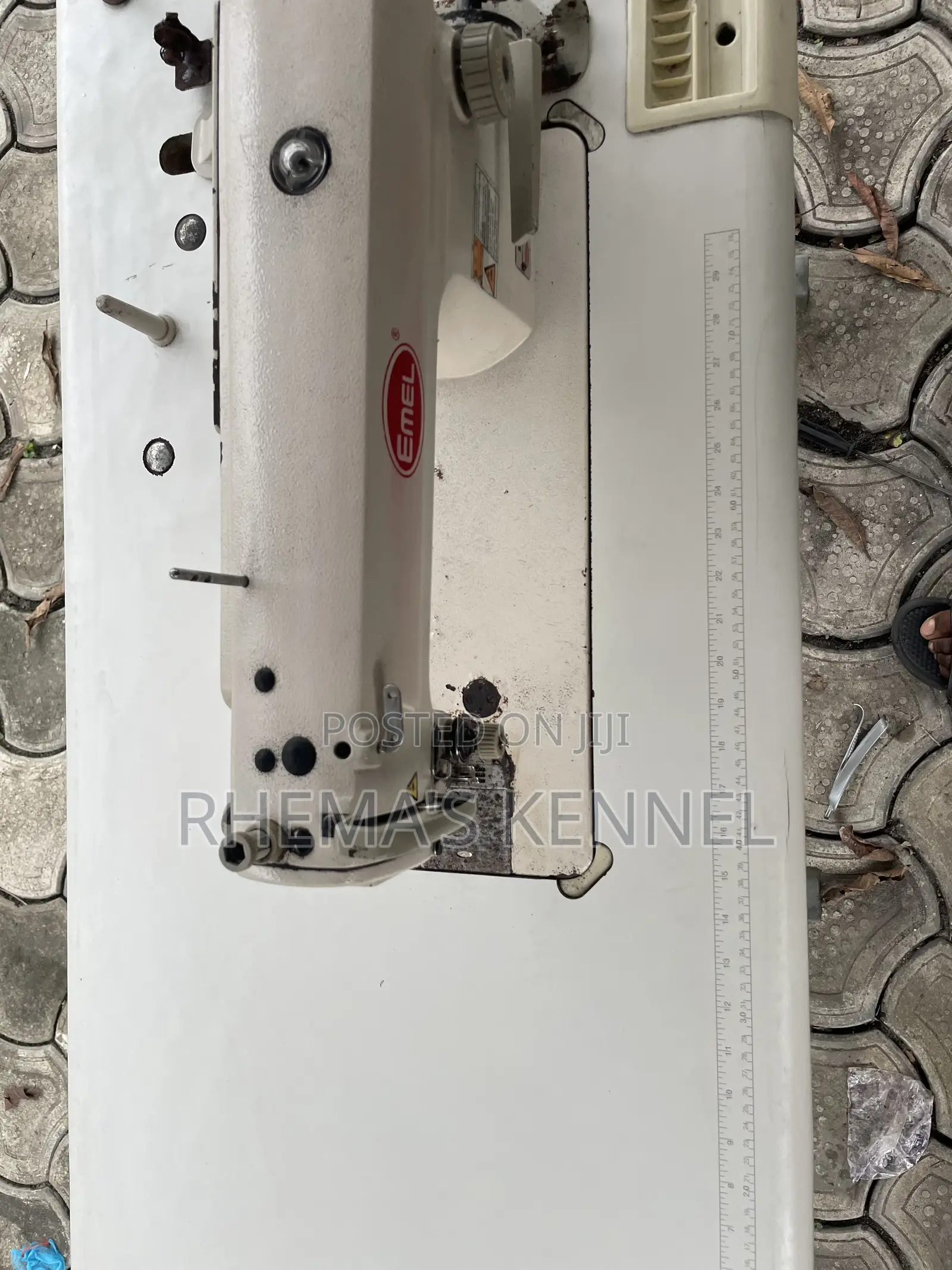 Industrial Sewing Machine