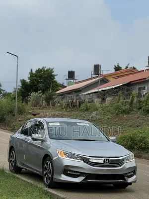 Honda Accord 2017 Silver