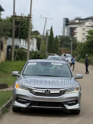 Honda Accord 2017 Silver