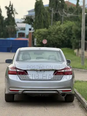 Honda Accord 2017 Silver