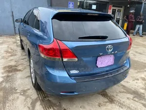 Toyota Venza 2010 Blue