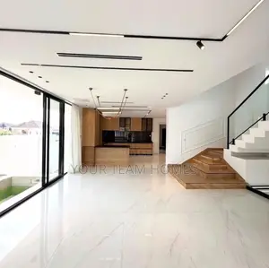 5bdrm Duplex in Apo for sale