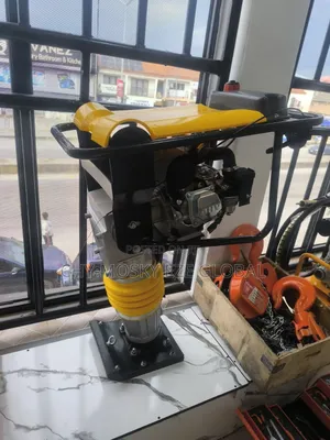 Petrol Tapping Rammer (Jumping Jack Taper) Machine