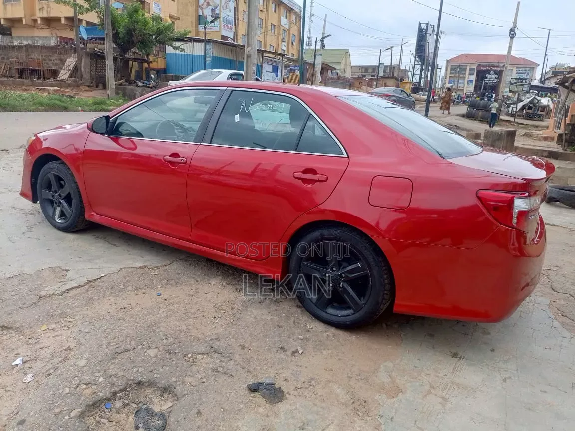 Toyota Camry 2013 Red