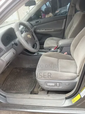 Toyota Camry 2004 Gray