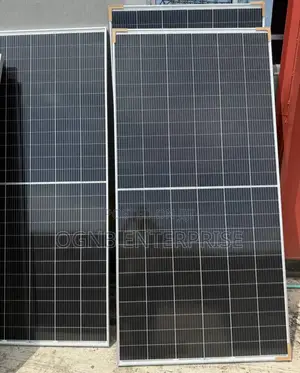 700w Solar Panel.
