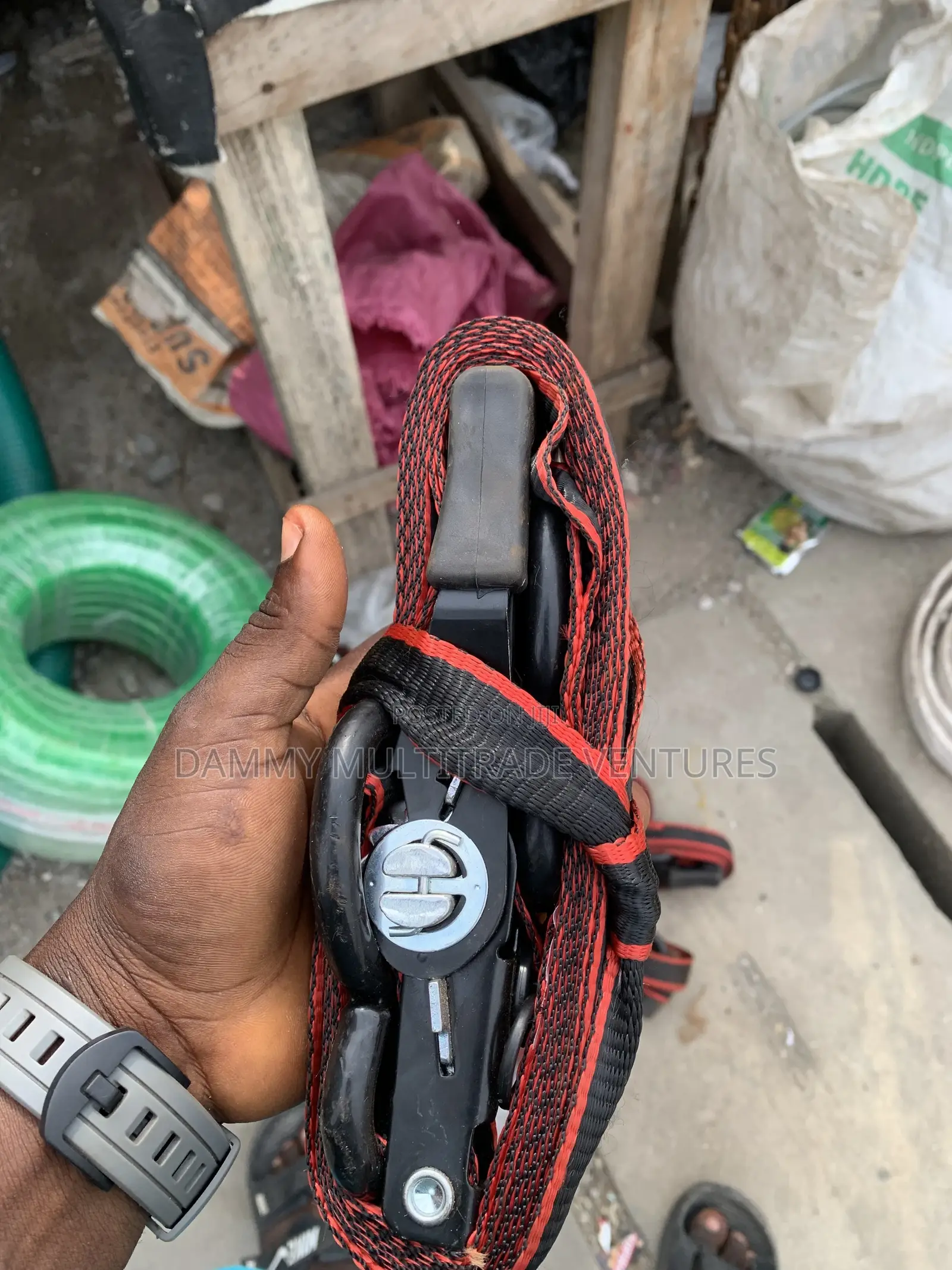 Heavy-Duty Ratchet Tie-Down Strap