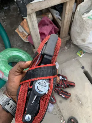 Heavy-Duty Ratchet Tie-Down Strap