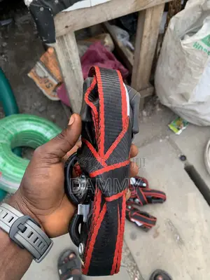 Heavy-Duty Ratchet Tie-Down Strap