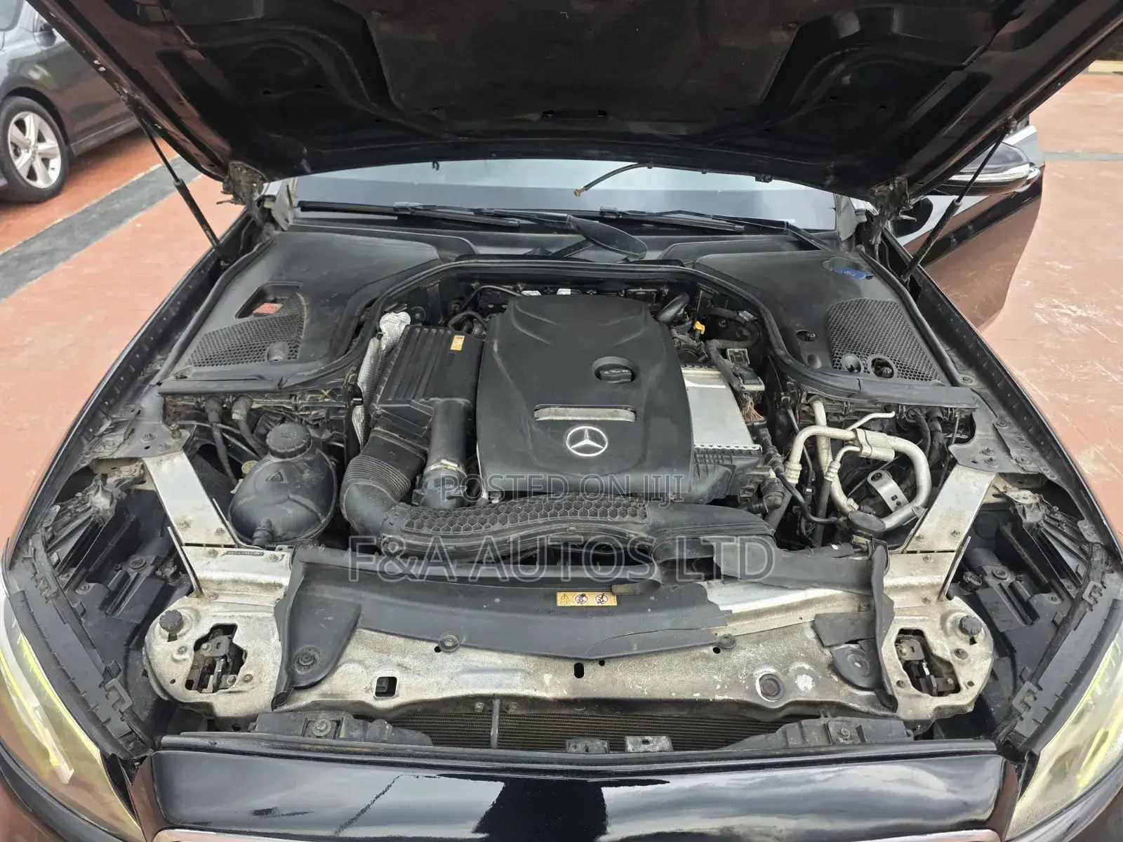Mercedes-Benz E300 2017 Black
