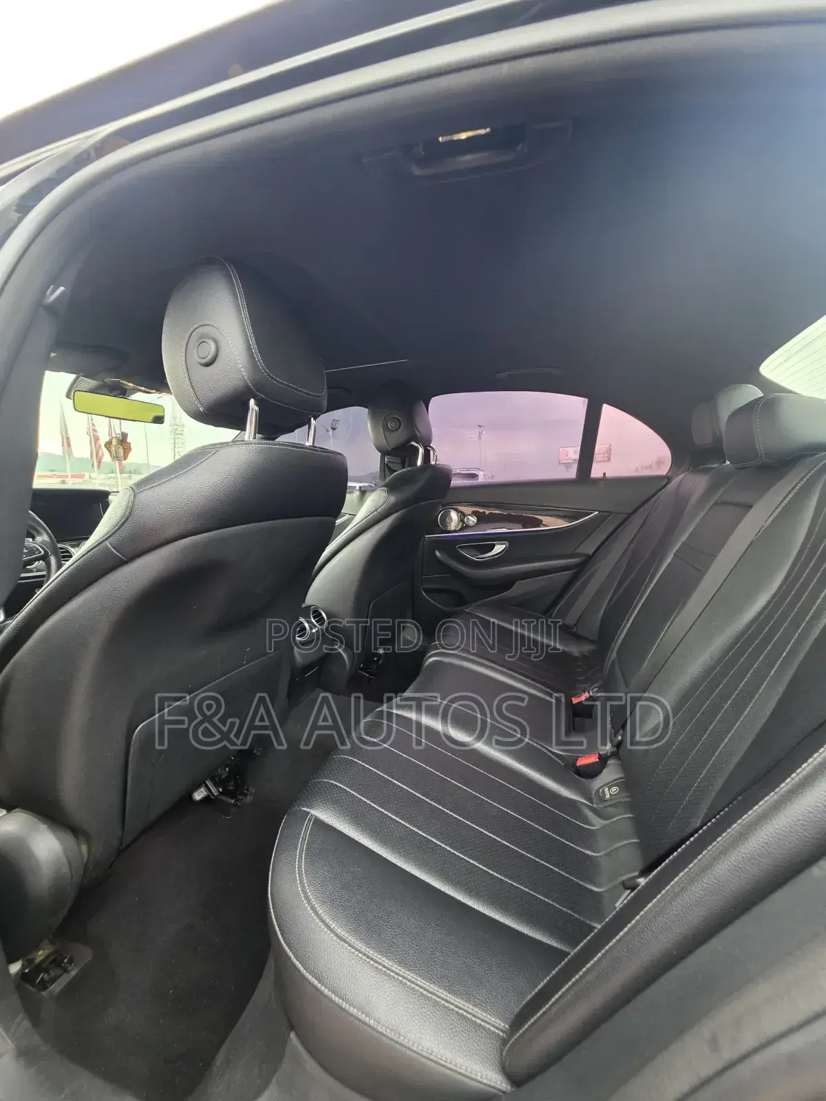 Mercedes-Benz E300 2017 Black