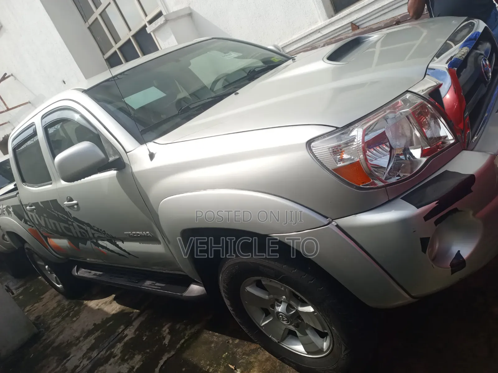 Toyota Tacoma 2010 Silver