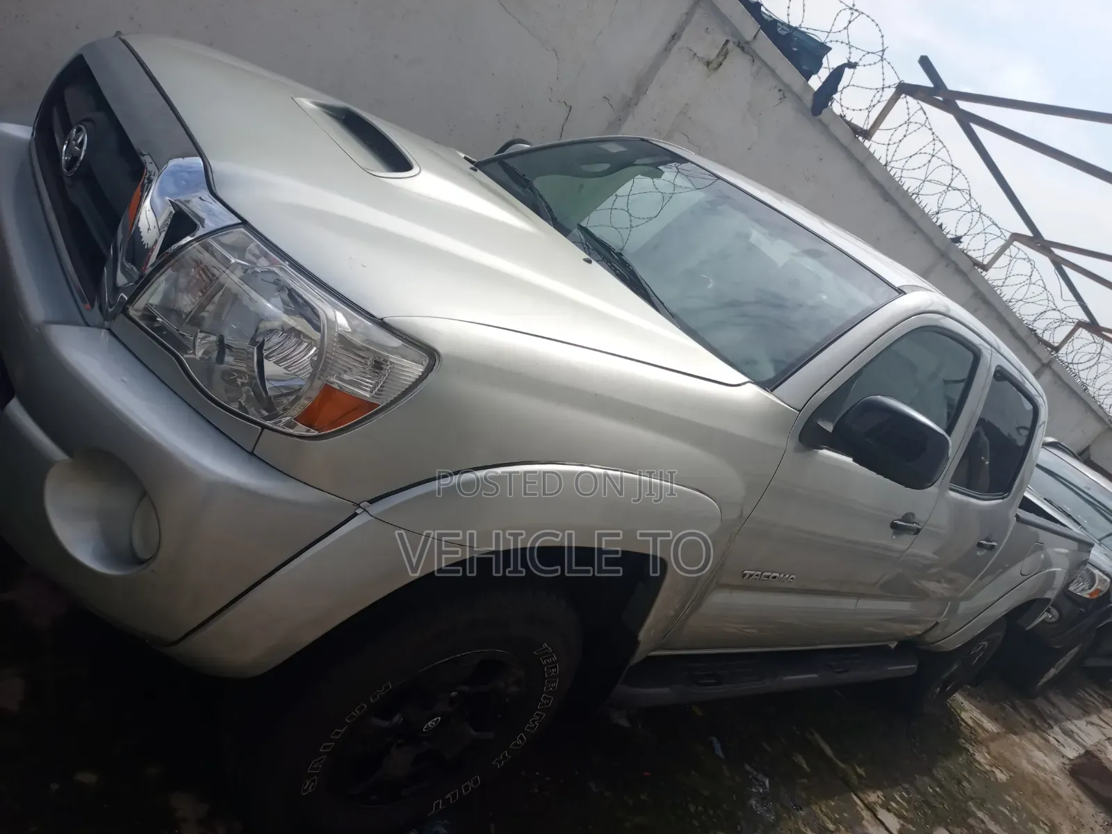 Toyota Tacoma 2010 Silver