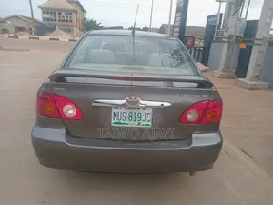 Toyota Corolla 2004