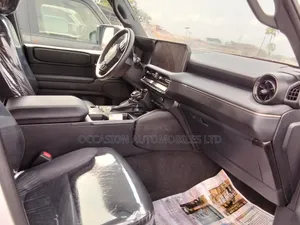 Toyota Land Cruiser Prado 2025 White
