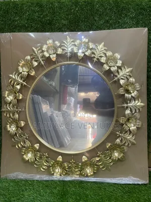 Luxury Mirror With Console