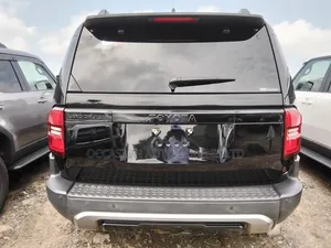 Toyota Land Cruiser Prado 2025 Black