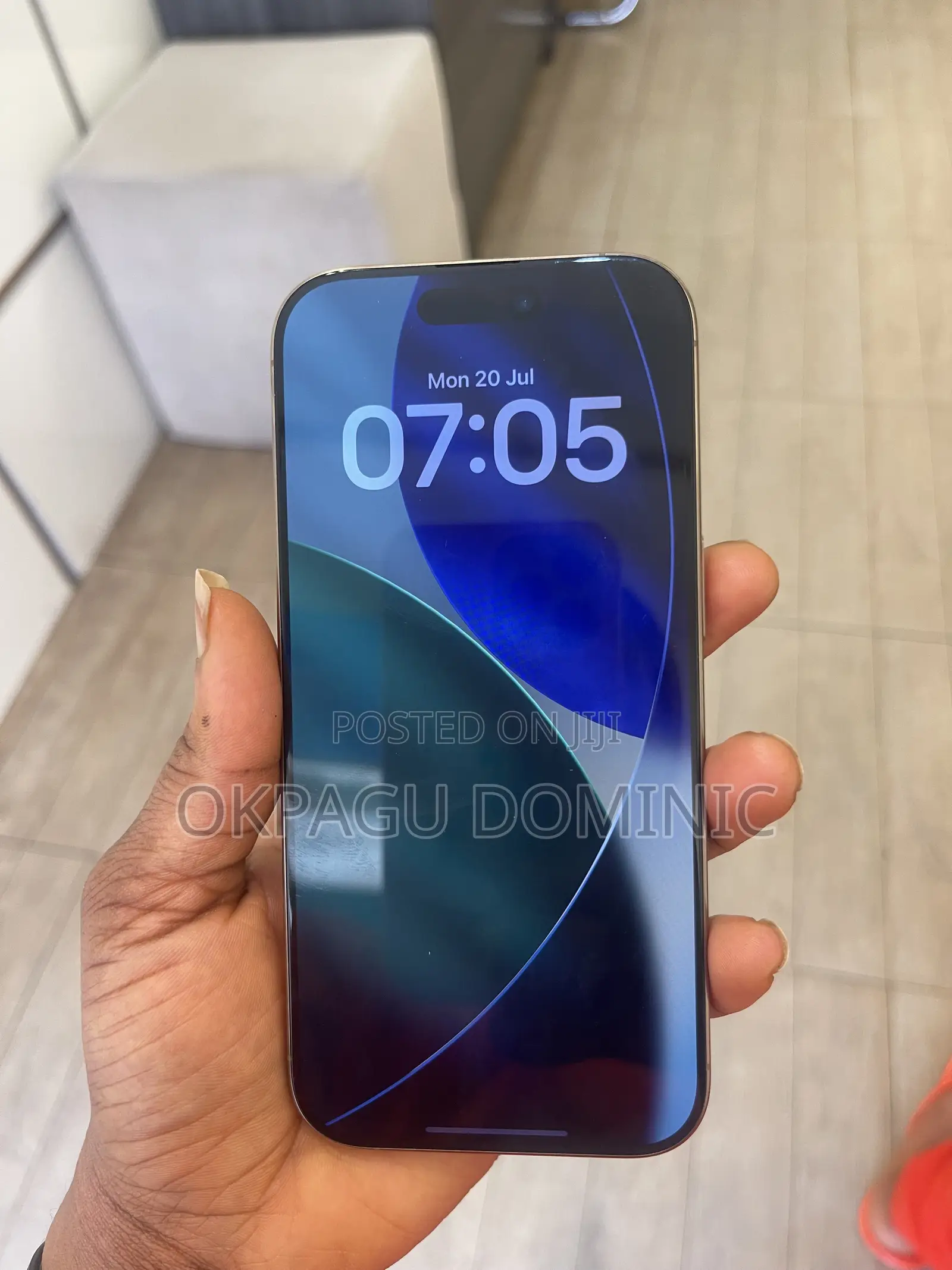 Apple iPhone 16 Pro 128 GB Gold