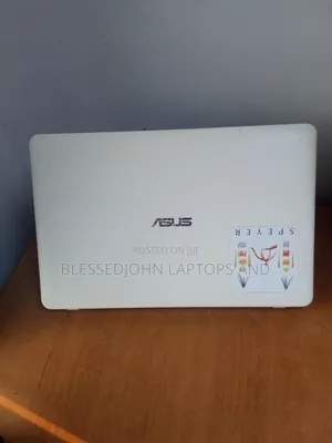 Laptop Asus X751NA 8GB Intel Core i3 HDD 500GB