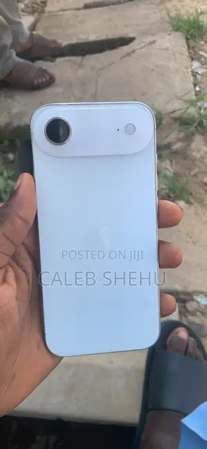 New Apple iPhone 17e 512 GB White