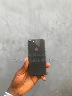 Apple iPhone 8 64 GB Black