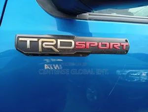 Toyota Tacoma 2018 Blue