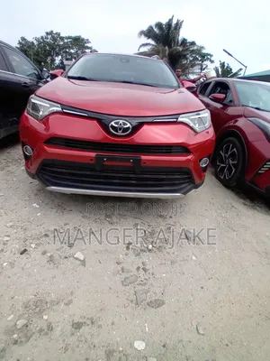 Toyota RAV4 2017 Red