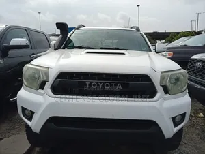 Toyota Tacoma 2013 White