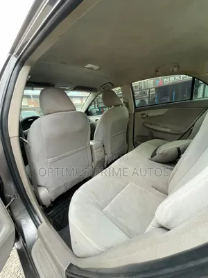 Toyota Corolla 2010 Gray