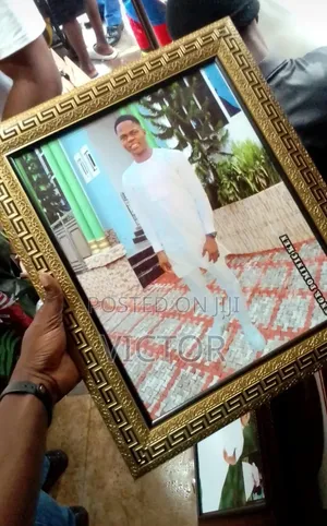 Frames and Pictures