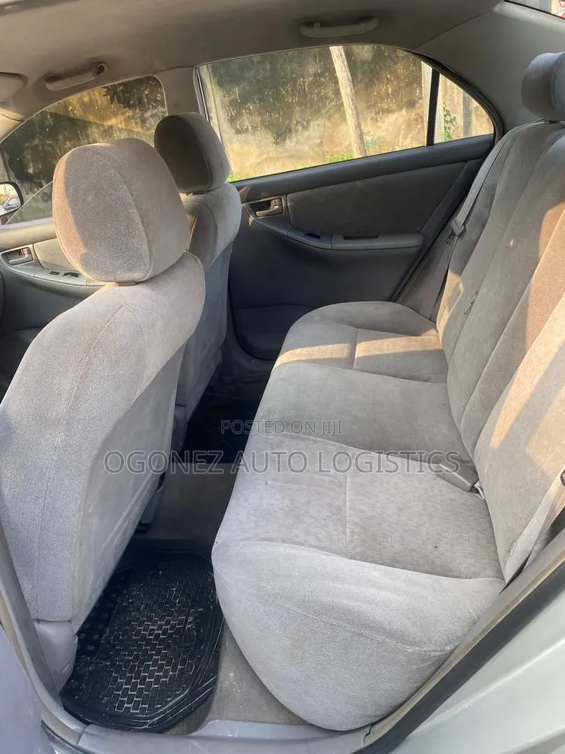Toyota Corolla 2003 Silver