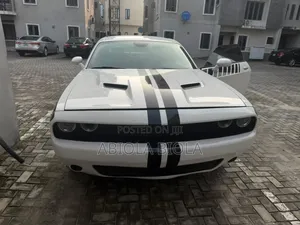 Dodge Challenger 2014 White