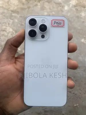 Apple iPhone 15 Pro Max 256 GB White