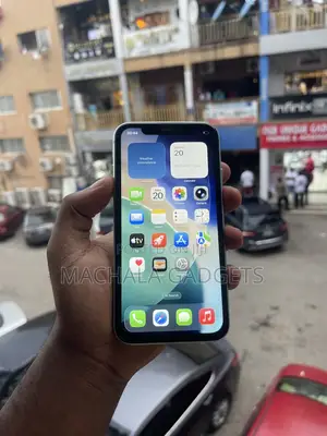 Apple iPhone 11 128 GB Green